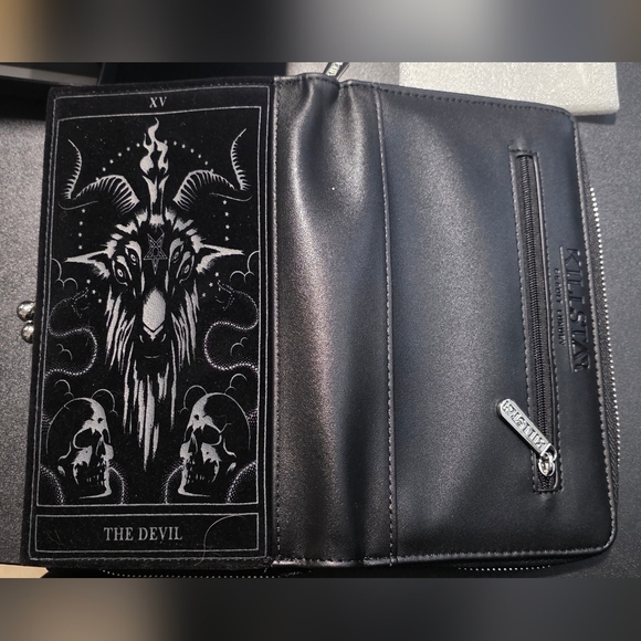 Killstar Black Zippered Wallet - Picture 6 of 8